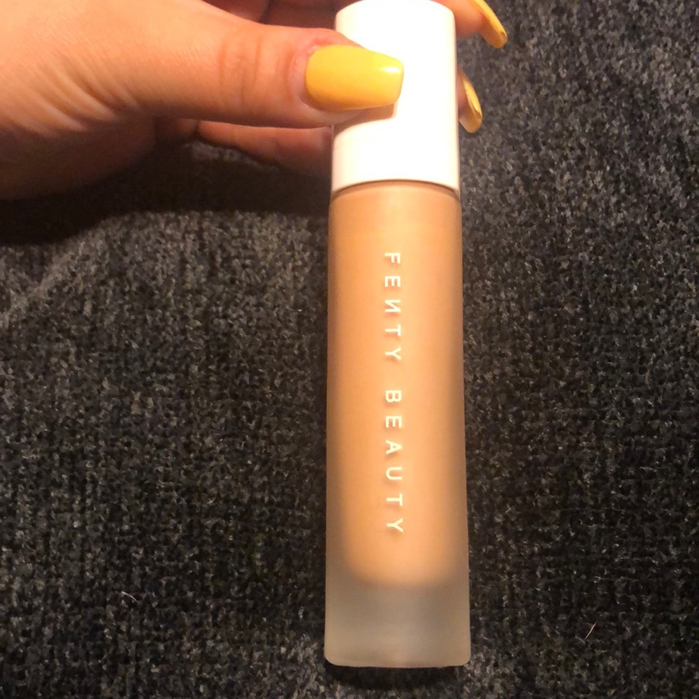 Fenty Pro Filt’r Foundation Shade 270